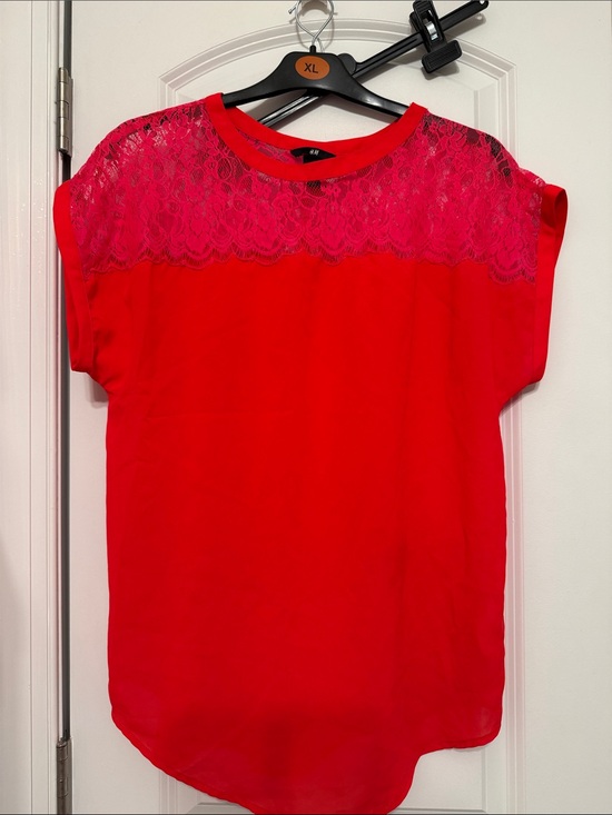 H&M Tops - H&M Bright Red Lace Yoke Short Sleeve Blouse